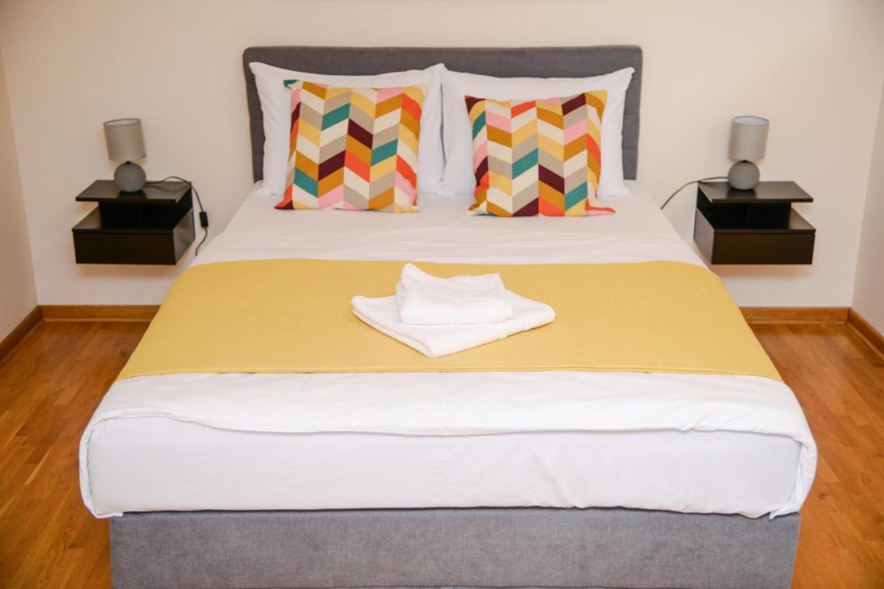 Mini Hotel Riverlux Apartments 바치카 팔란카 외부 사진