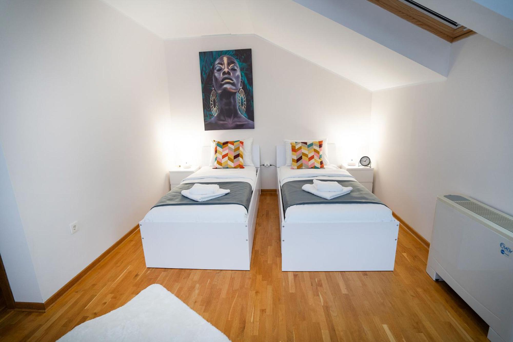 Mini Hotel Riverlux Apartments 바치카 팔란카 외부 사진