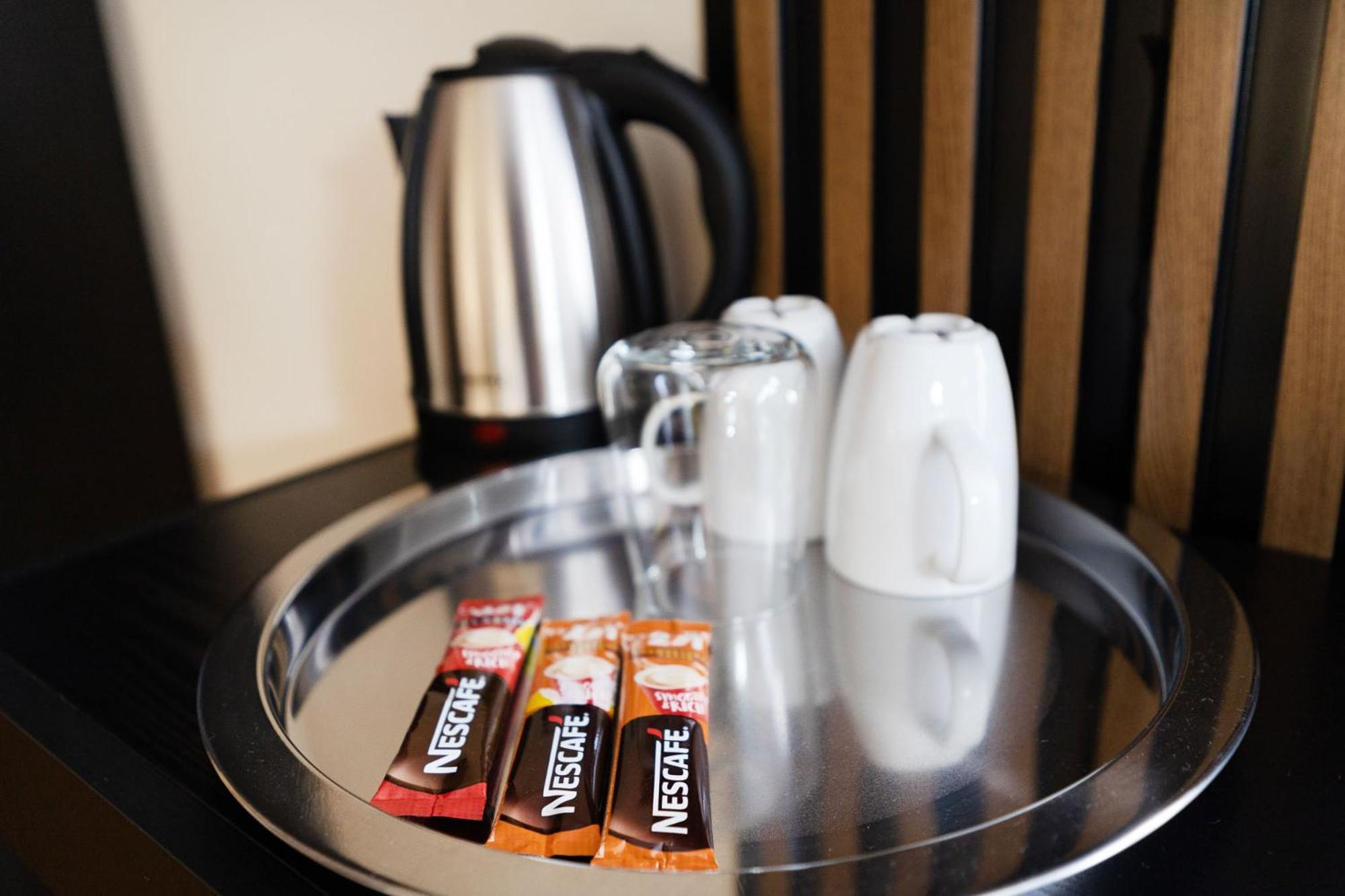 Mini Hotel Riverlux Apartments 바치카 팔란카 외부 사진